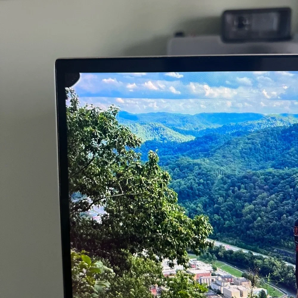 Samsung Galaxy Book Ion Intel Core i7 10th Gen.